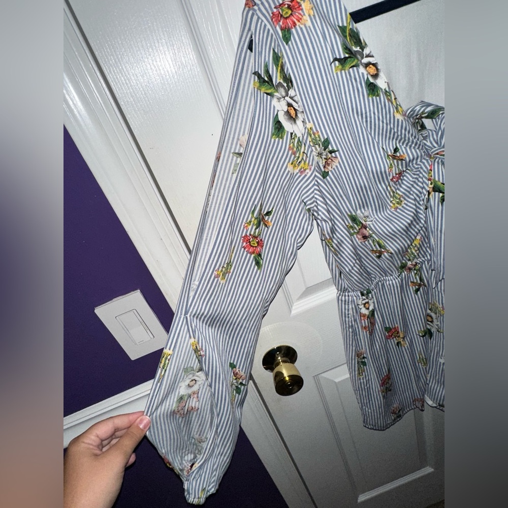 Romper - Picture 3 of 5